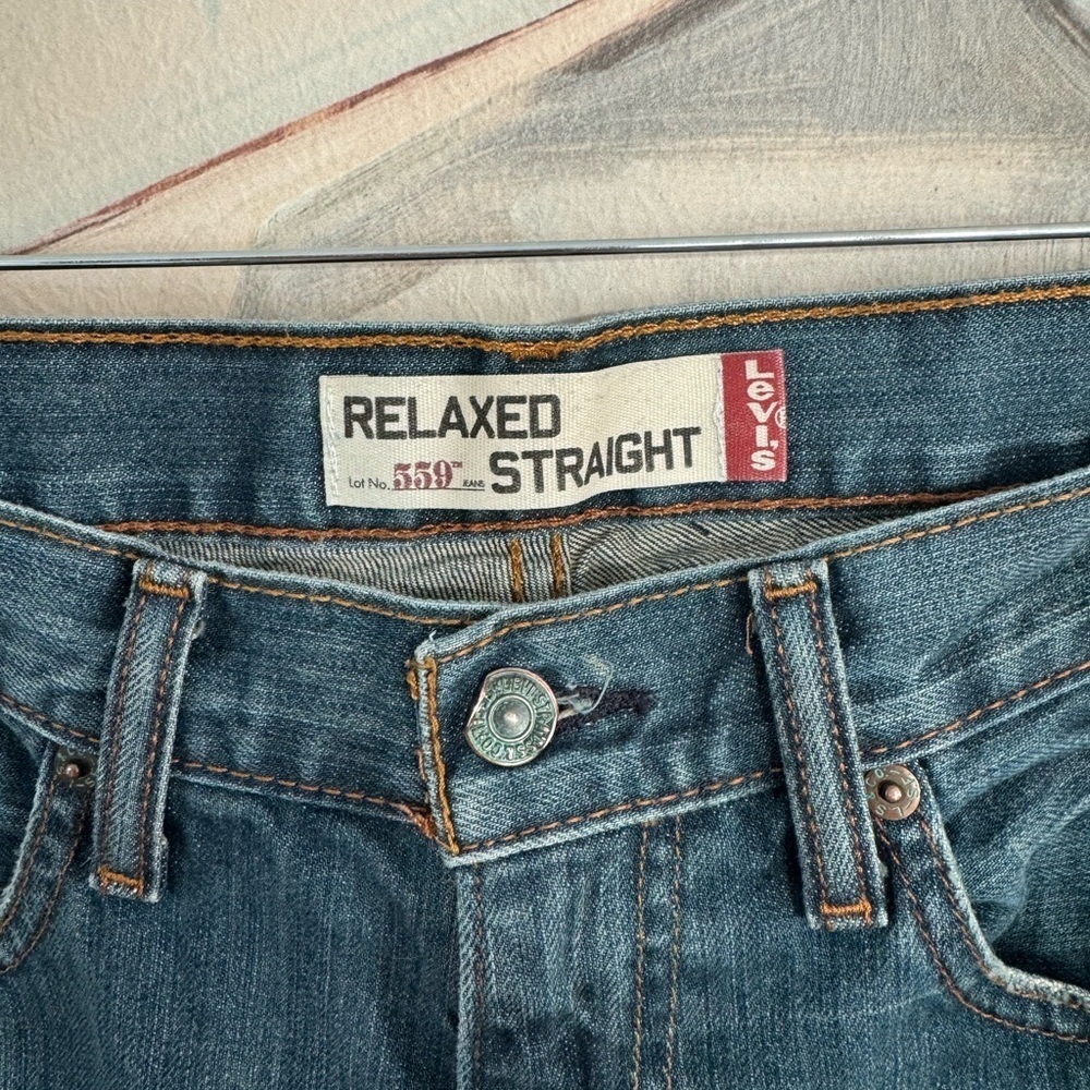 LEVIS Relaxed Straight Fit Medium Wash Jeans Size 32x32* - Picture 3 of 8